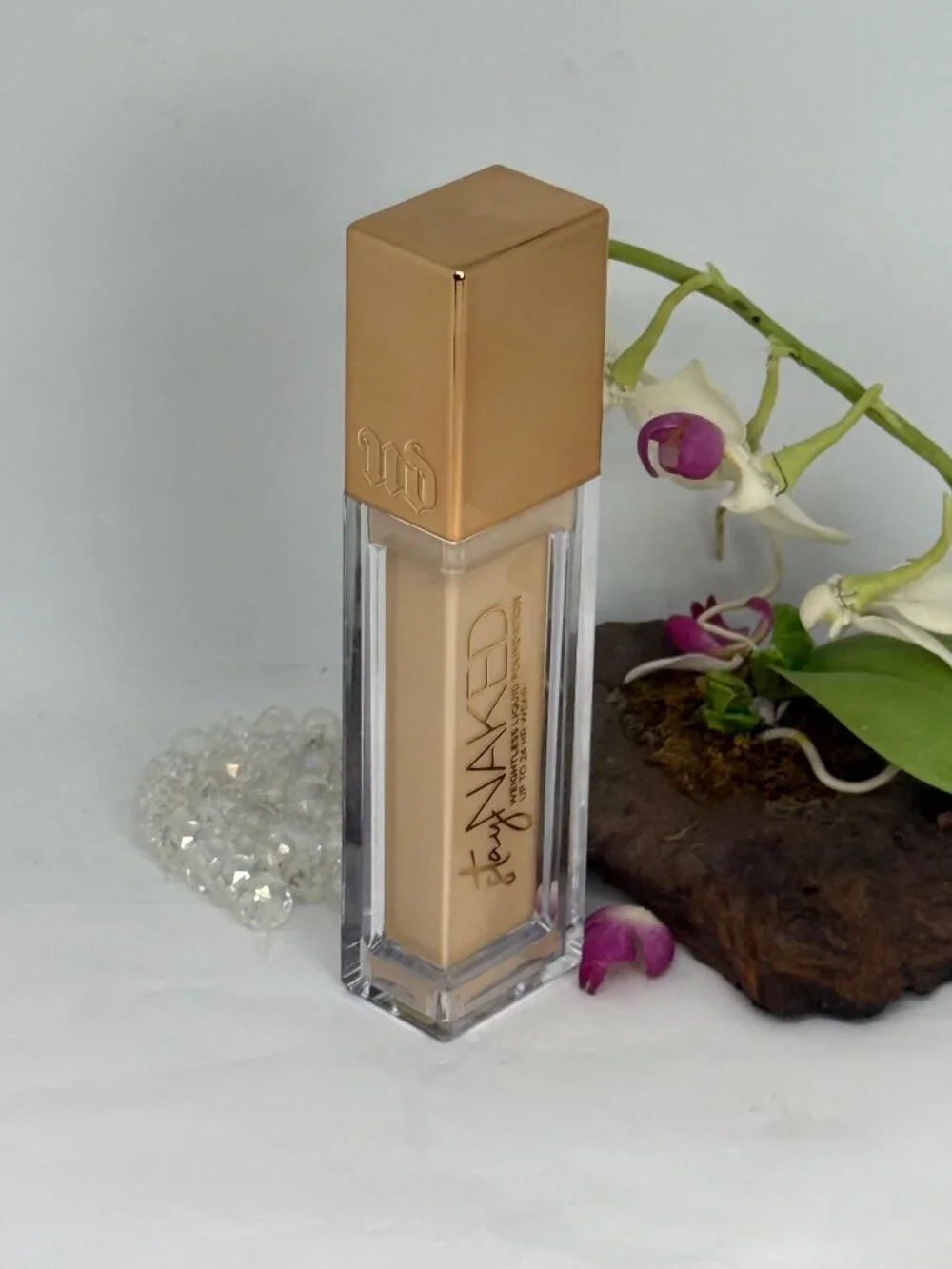 Urban Decay Stay Naked Weightless Liquid Foundation - 20NN - 1 fl oz - New